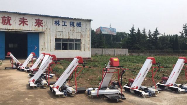 点击查看详细信息<br>标题：装袋机 阅读次数：2249